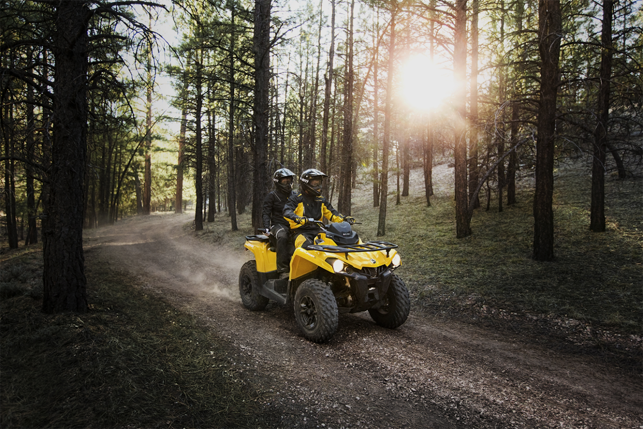 http://www.brp.ca/content/dam/canam-offroad/Global/MY2015/Images/Lineup/Global-Features/Engine%20lineup%20450%20500-650-800R%20_15.png/jcr:content/renditions/cq5dam.web.1322.1322.png