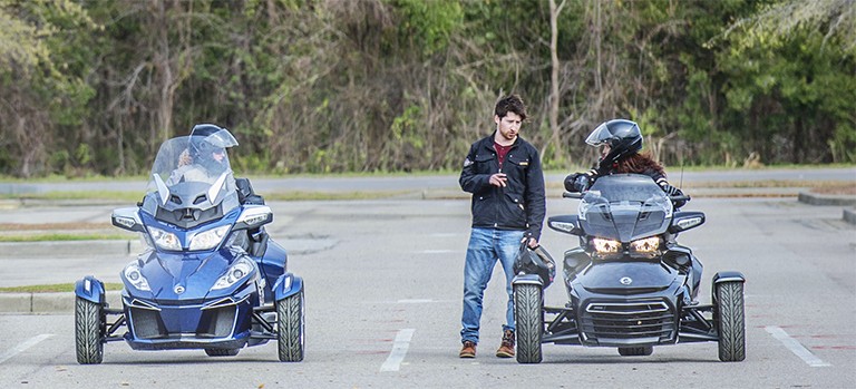 spyder-3-wheel-motorcycle-course-768x349-2 spyder-3-wheel-motorcycle-course-768x349-2